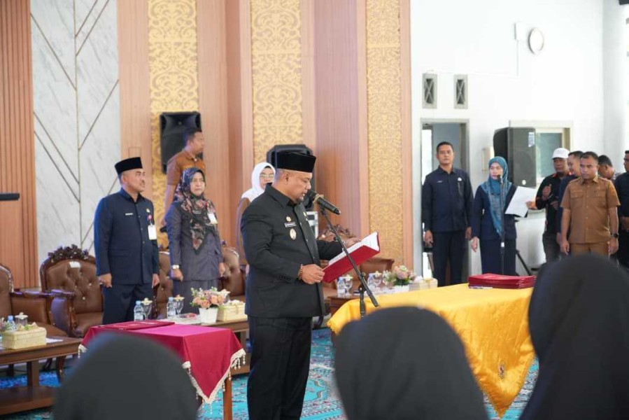 Pemkab Siak Lantik 90 Pejabat Baru untuk Perkuat Pelayanan Publik