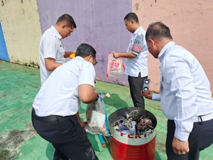 Gawai Hingga Senjata Tajam Hasil Razia di Blok Tahanan Lapas Pekanbaru Dimusnahkan