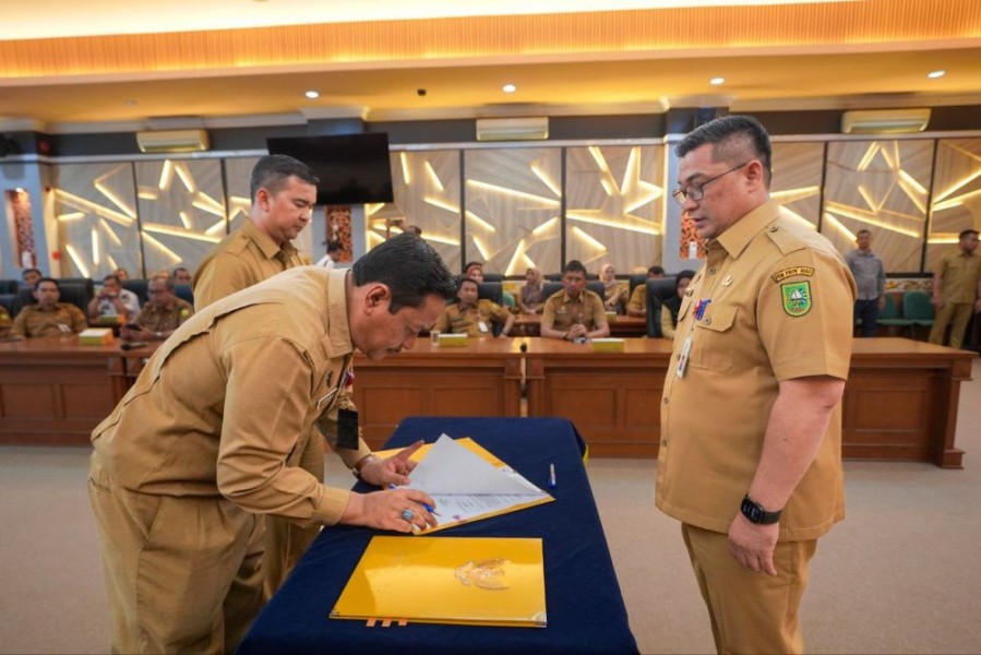Pemprov Riau Tunjuk 19 Plt Kepala OPD Usai Rotasi Pejabat Eselon II