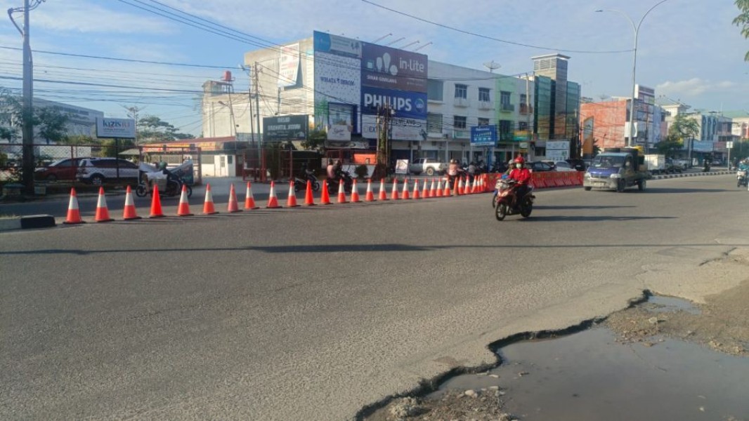 Rekayasa Lalulintas, Dishub Pekanbaru Tutup U-Turn Depan Masjid Raudhatul Jannah