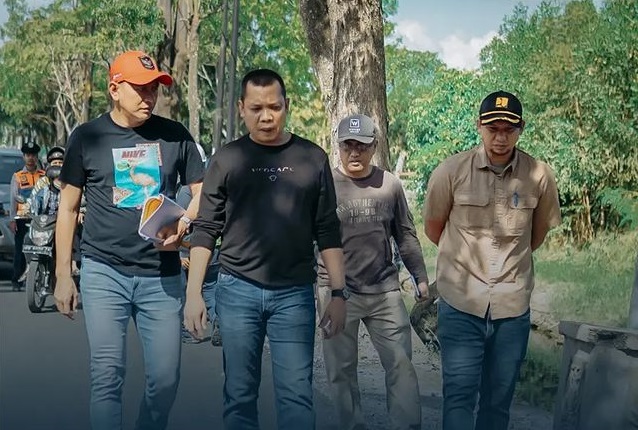 Pj Wali Kota Pekanbaru Tinjau Overlay Jalan Parit Indah , Plt Kadis PUR Turut Mendampingi