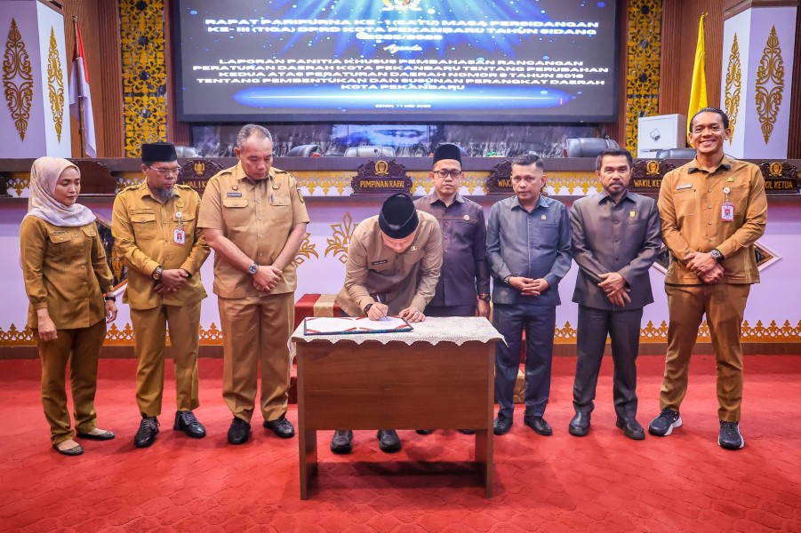 DPRD Pekanbaru Sahkan Perda  Tentang Pembentukan dan Susunan Perangkat Daerah (PSPD)