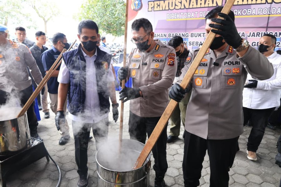 Polda Riau Musnahkan Narkoba Rp71,5 Miliar