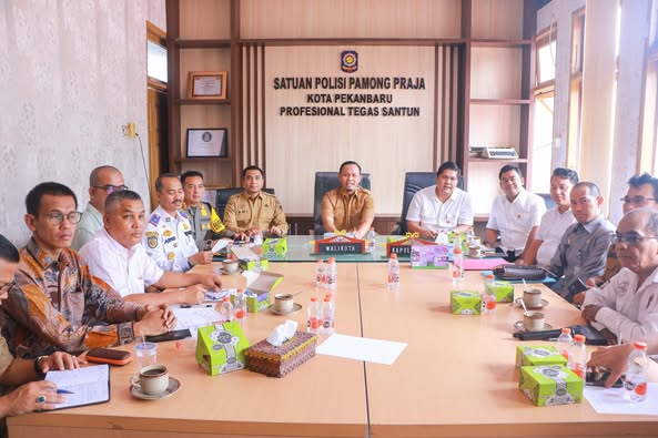 Wako Pekanbaru Pastikan Persoalan Pengelolaan Parkir Pasar Induk AKAP Rampung