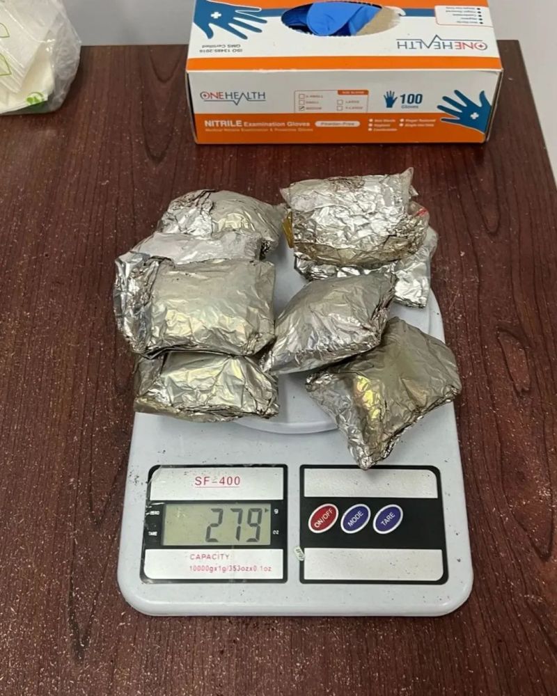 Petugas Gagalkan Penyelundupan Sabu di Bandara SSK II Pekanbaru