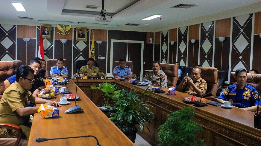 Dinas PUPR Pekanbaru Siagakan Alat di Lokasi Banjir