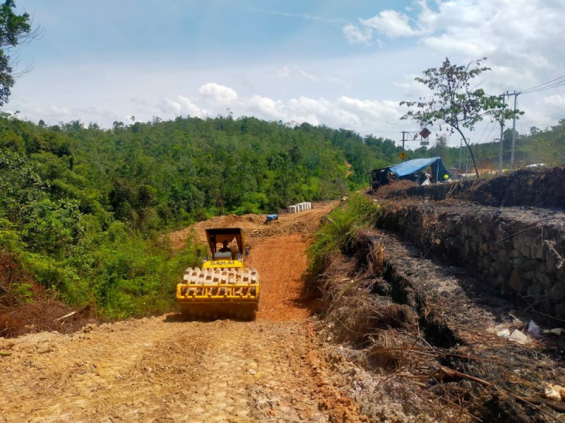 BPJN Riau Alihkan Trase Jalan Akibat Longsor di Tanjung Alai Kampar