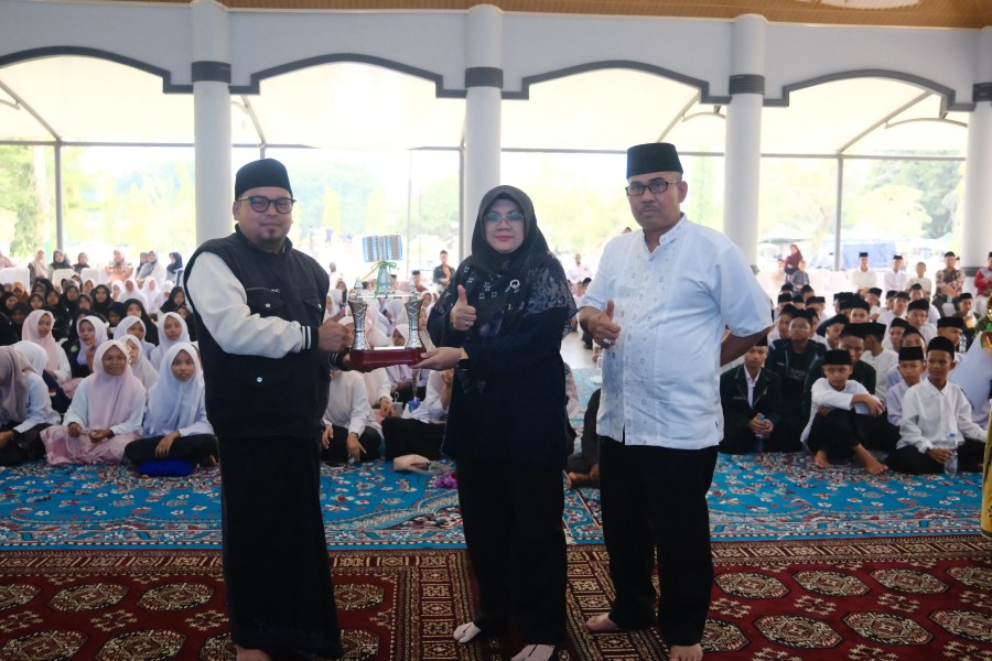 Tutup Rangkaian Hari Santri Nasional 2026, Bupati Afni: Pesantren Itu Multitalenta