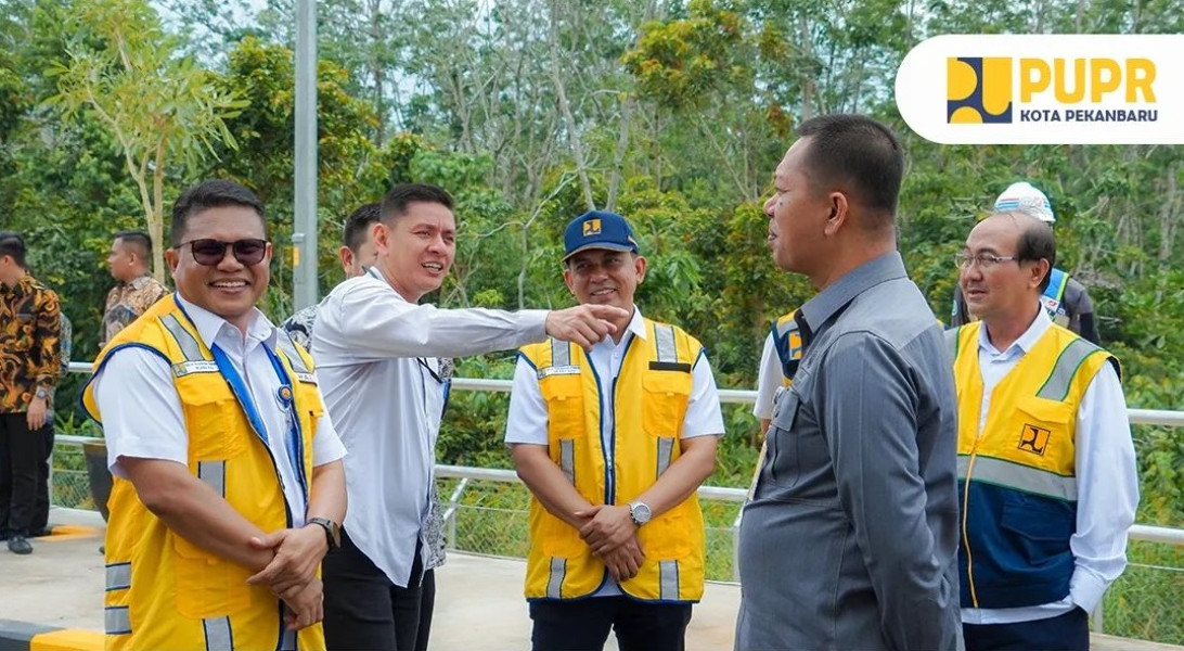 Tinjau Proyek Strategis Nasional di Pekanbaru, Plt Kadis PUPR Pakanbaru Dampingi Komisi V DPR RI