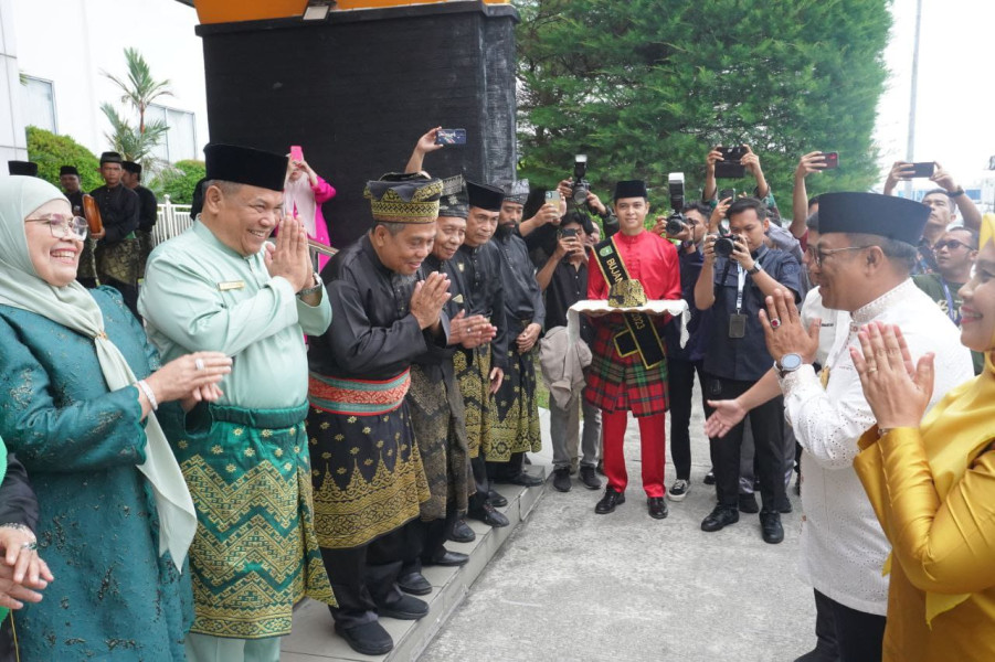 Usai Dilantik, Pj Gubri Rahman Hadi Tiba di Pekanbaru